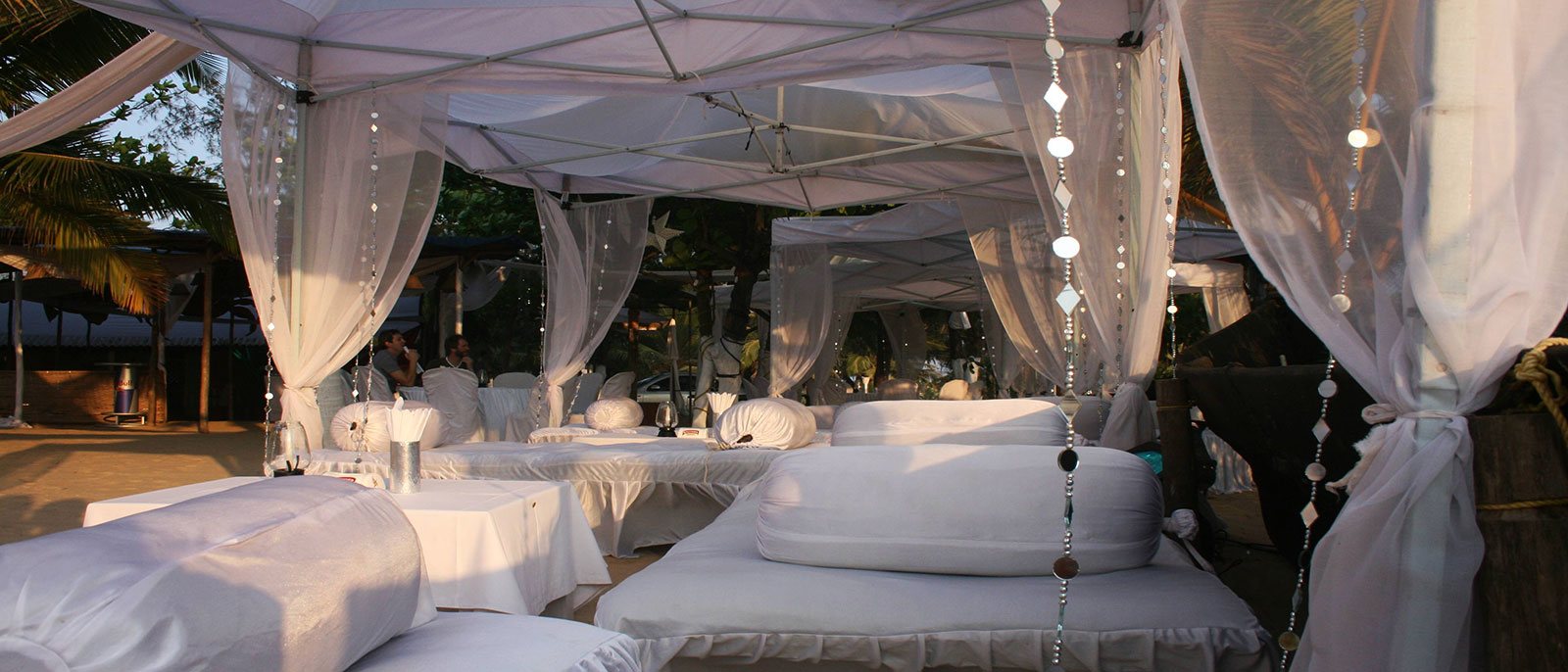 Weddings in Zeebop by the Sea, Goa